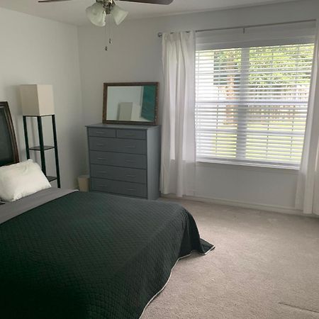 Charming 2 Bdr 1 Bath Home Fenced Byard N Pensacola Pet Friendly Close To Bases Zewnętrze zdjęcie